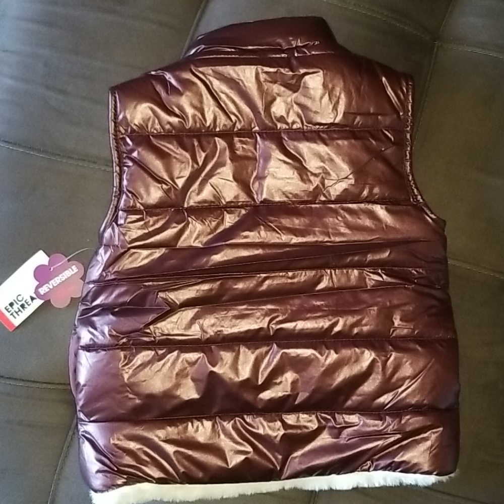 Reversible Vest - Picture 2 of 4